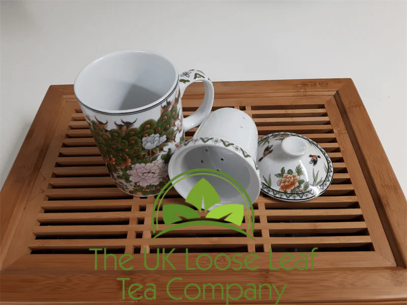 Peacocks in Garden Infuser Mug - Image 2